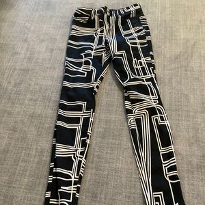 Patterned jeans